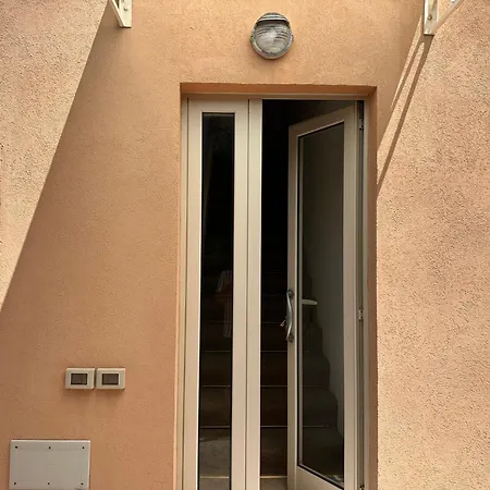 5 Min A Piedi Dal Mare - Il Lupo Affitta Rímini